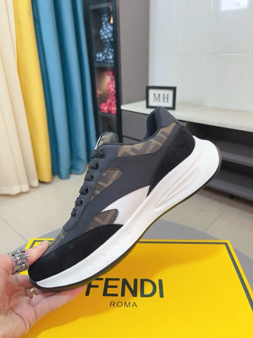 Men's men's shoes💰440🌹🌹[FENDI] Best-selling official website world premiere🔝Men's high-end brand of high-end shoes official website latest series: uppers are made of imported cowhide with specially designed fabrics➕mesh breathable lining. Make walking more convenient and comfortable! Compared with the official quality, Midea’s 1:1 replica. Create a fashionable personality to set off your uniqueness! A must-have for trendy men! Classic style. Men's sizes: 38-44.